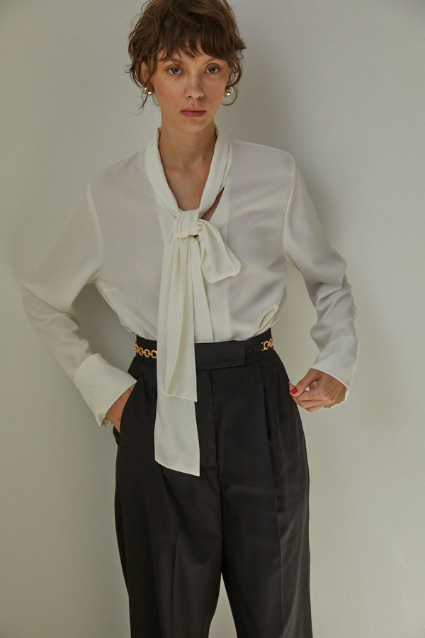 Helga Bow Tied Blouse  <br> -WHT-