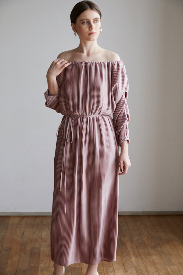 Isabel Pleated Dress <br> -Mauve PNK-