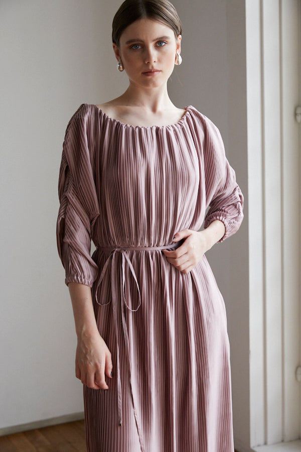 Isabel Pleated Dress <br> -Mauve PNK-