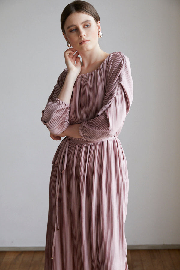 Isabel Pleated Dress <br> -Mauve PNK-