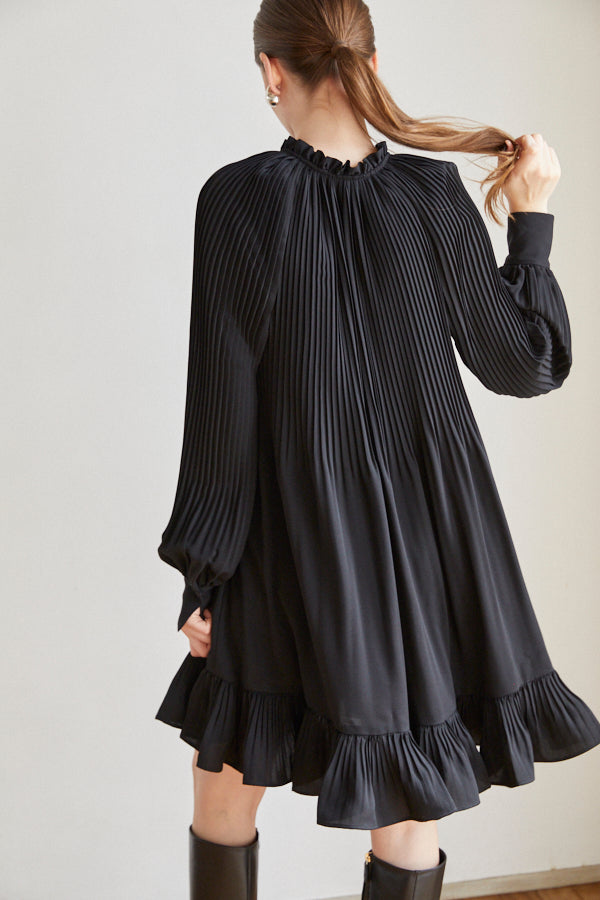 Marion Pleated Dress <br> -BLK-