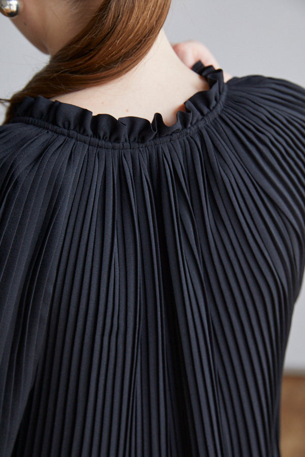 Marion Pleated Dress <br> -BLK-