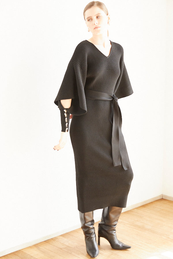 Margot Open Sleeve Knit Dress  <br> -BLK-