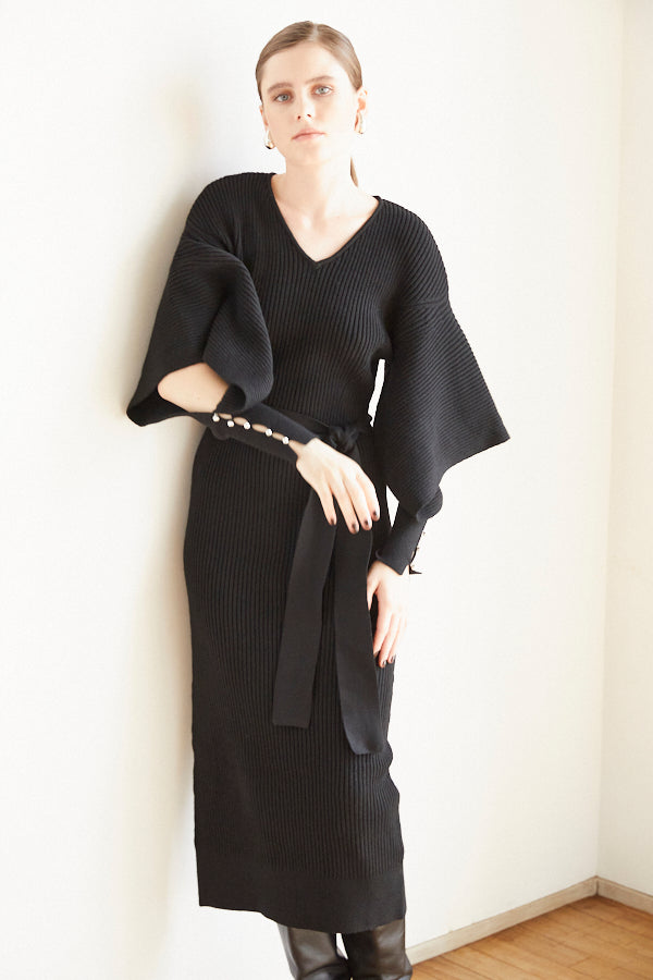 Margot Open Sleeve Knit Dress  <br> -BLK-