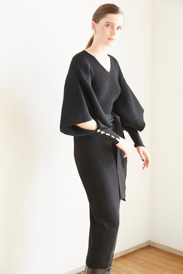 Margot Open Sleeve Knit Dress  <br> -BLK-