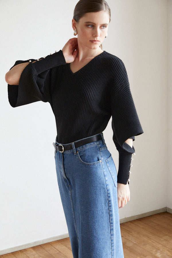 Margot Open Sleeve Knit pullover  <br> -BLK-