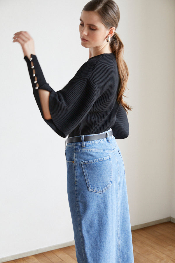 Margot Open Sleeve Knit pullover  <br> -BLK-