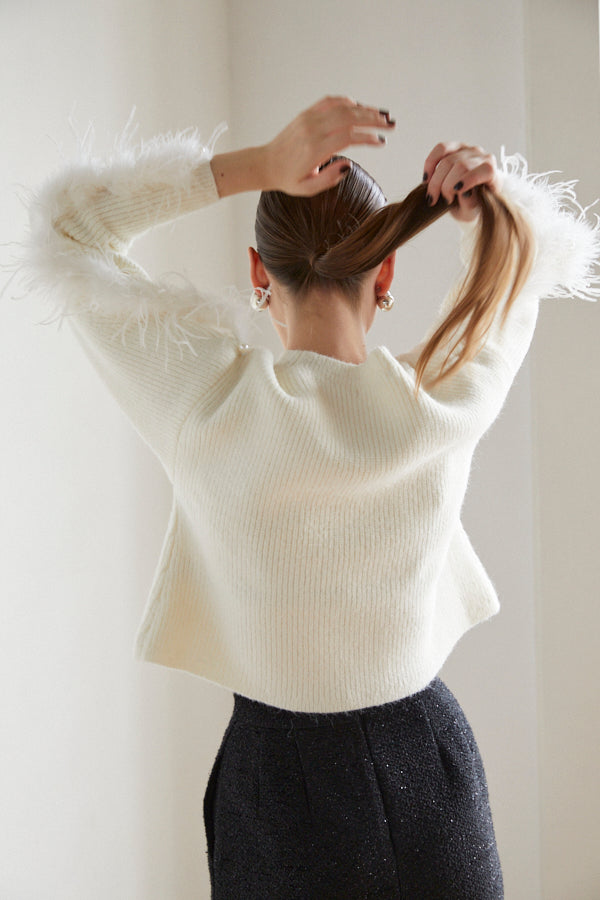 Adona Feather Knit Pullover <br> -WHT-