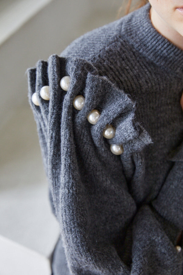 Pearl Crew neck Slash-sleeve sweater <br>  -GRY-