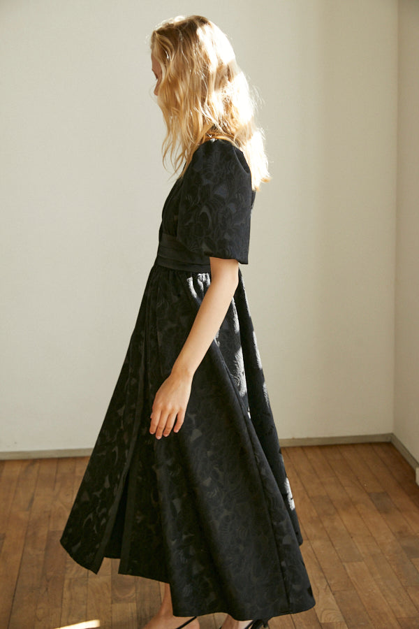 Sophie Jacquard Long Dress  <br> -BLK-