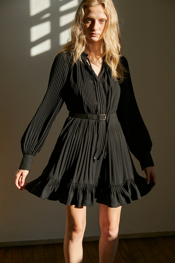 Marion Pleated Dress <br> -BLK-