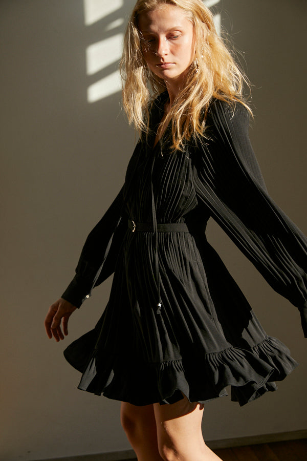 Marion Pleated Dress <br> -BLK-