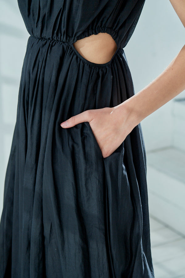 Ravello Silk Long Dress <br> -BLK-