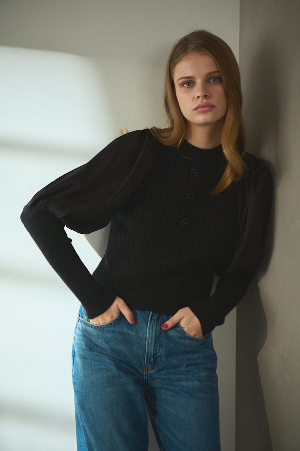 Eliana Pullover <br>-BLK-