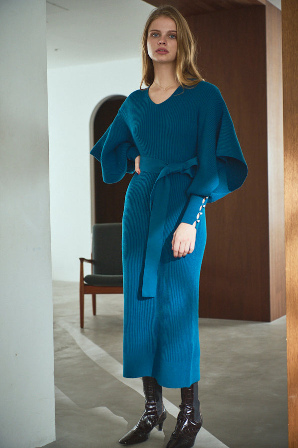 Margot Open Sleeve Knit Dress  <br> -BLU-