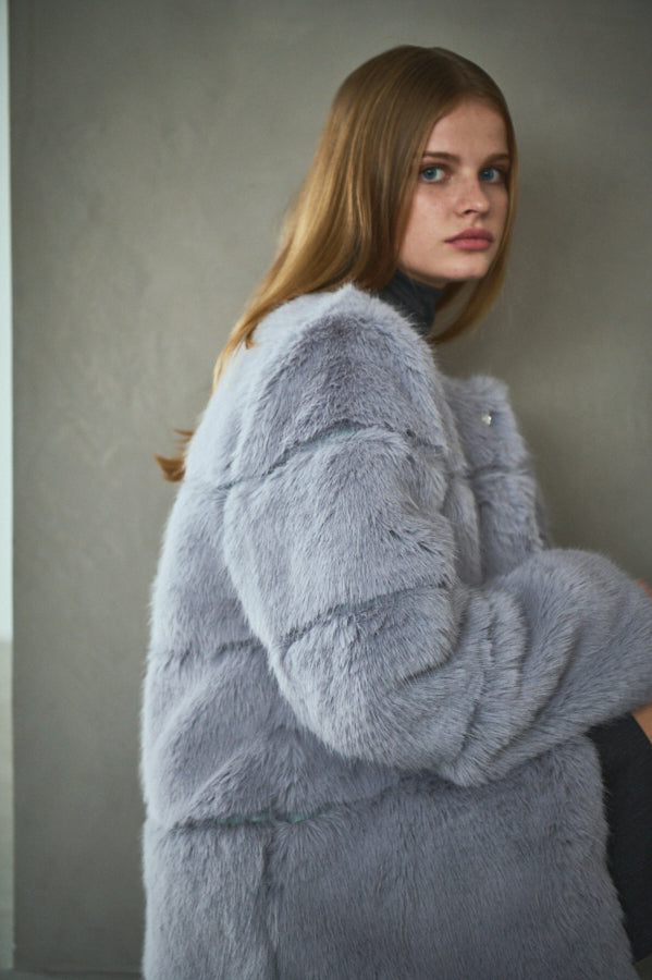 Coco Faux Fur Coat <br>-Blue.gry-