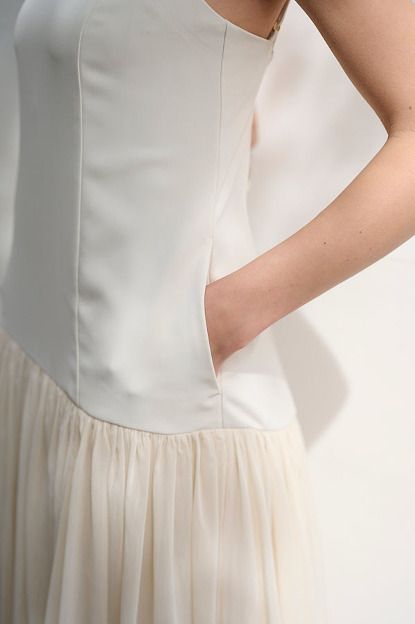 Pre-order Juliette Dress <br>-IVO-