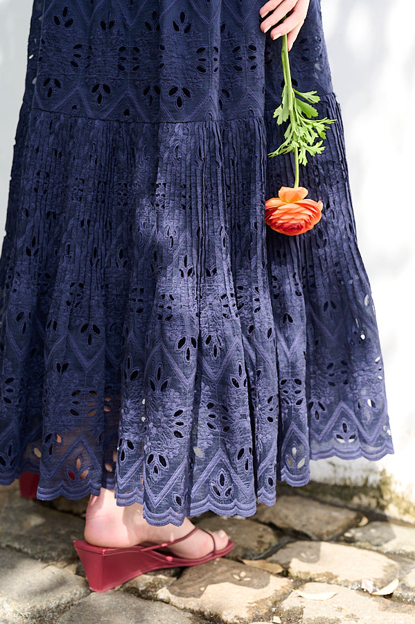 Gabi Lace Dress <br>-NVY-