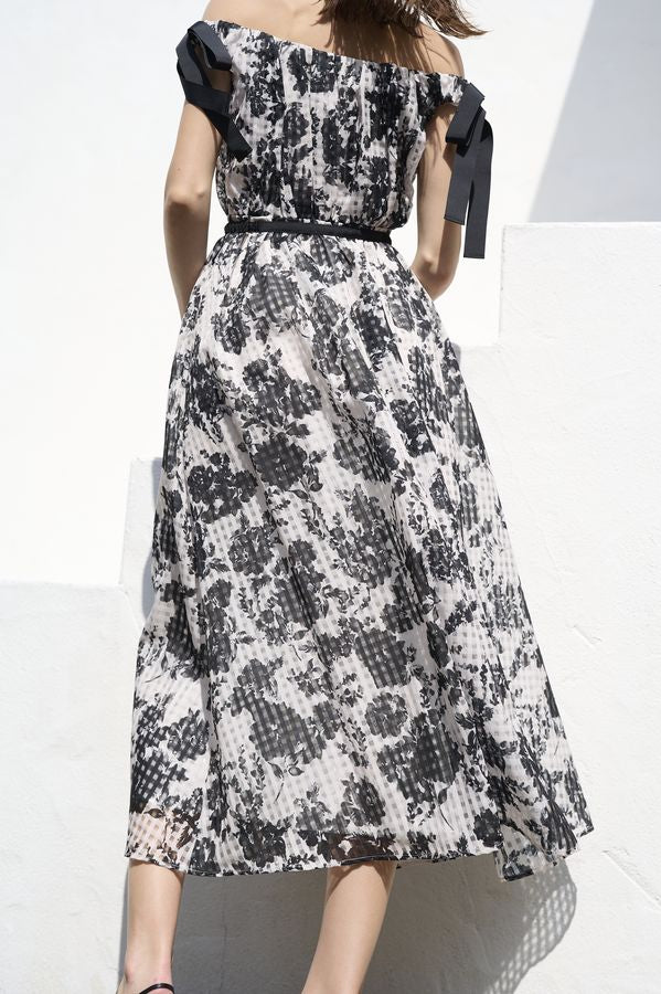 Bianca Ribbon Dress <br> -Black-