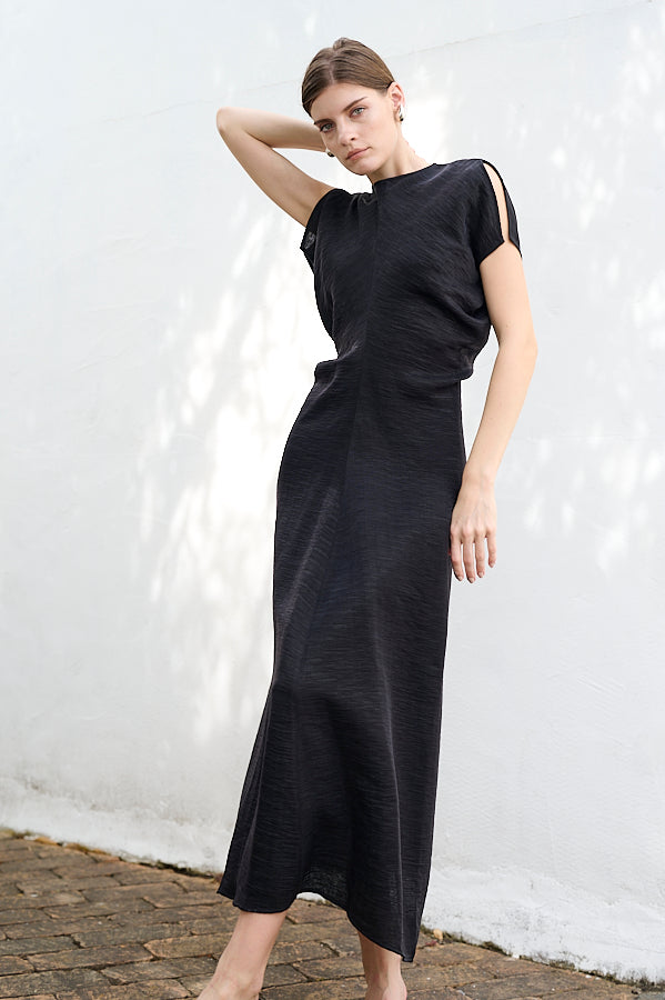 Dion Pleated Dress <br>-BLK-