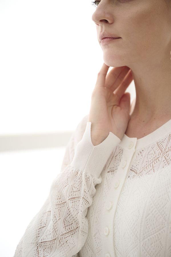 Coco Lace Knit Cardigan <br> -White-