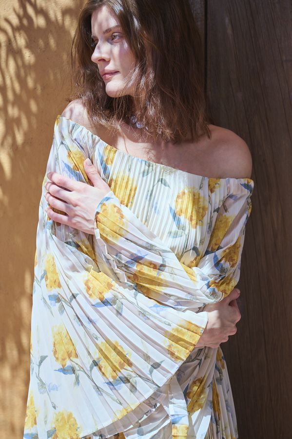 Ester Pleated Dress <br>-Yellow.pt-