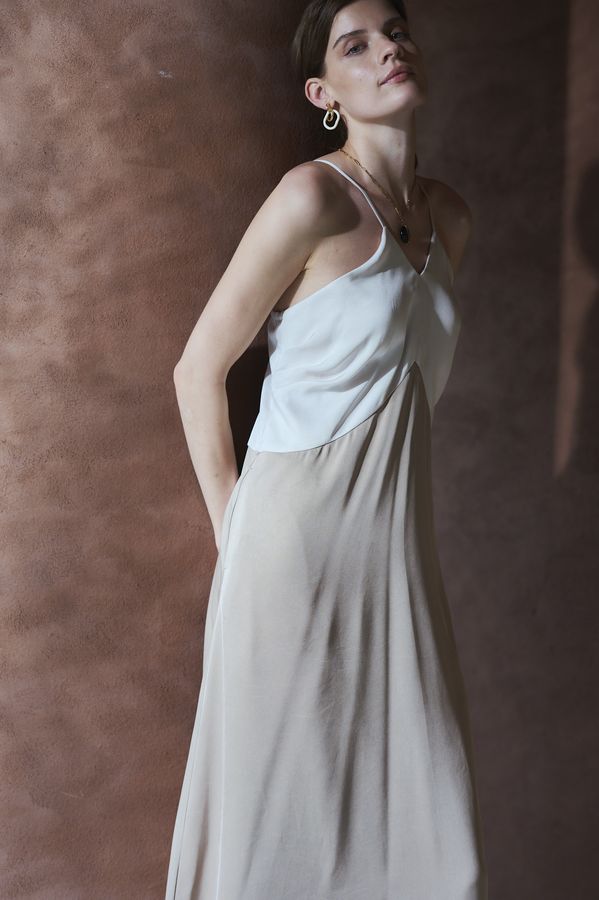 Clara Two-Tone Dress <br>-Beige-