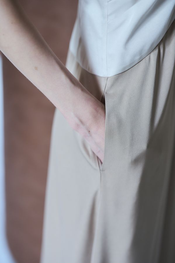 Clara Two-Tone Dress <br>-Beige-