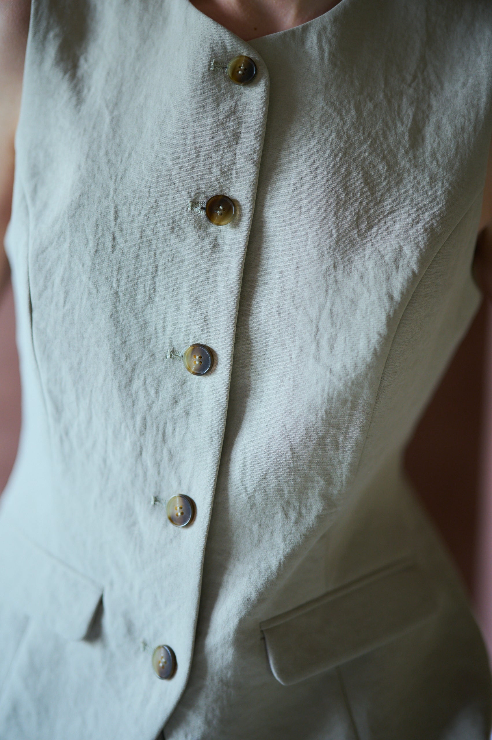 Miranda Vest <br>-Beige-