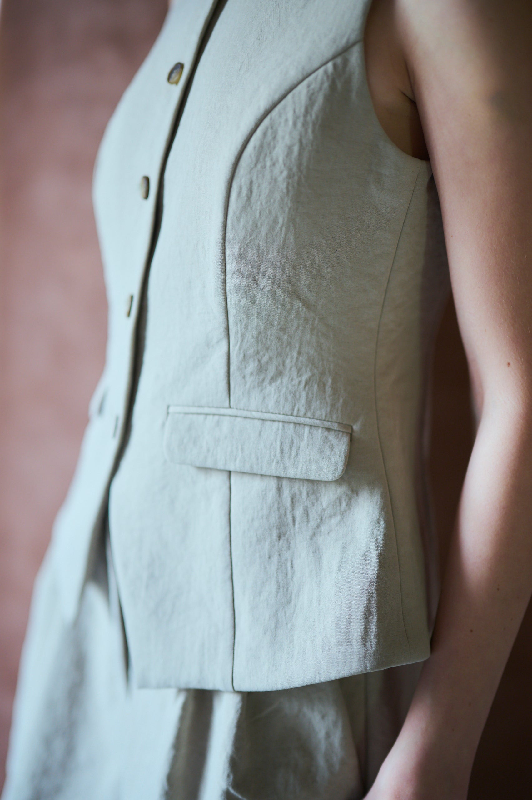 Miranda Vest <br>-Beige-