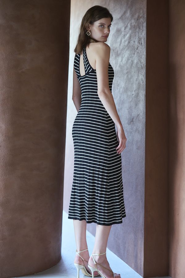Gillian Knit Dress <br>-Boder-