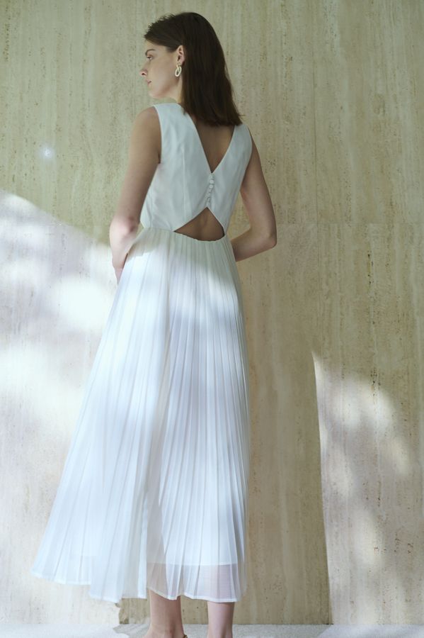 Jazmin Pleaded Dress   <br> -White-