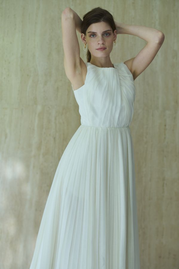 Jazmin Pleaded Dress   <br> -White-