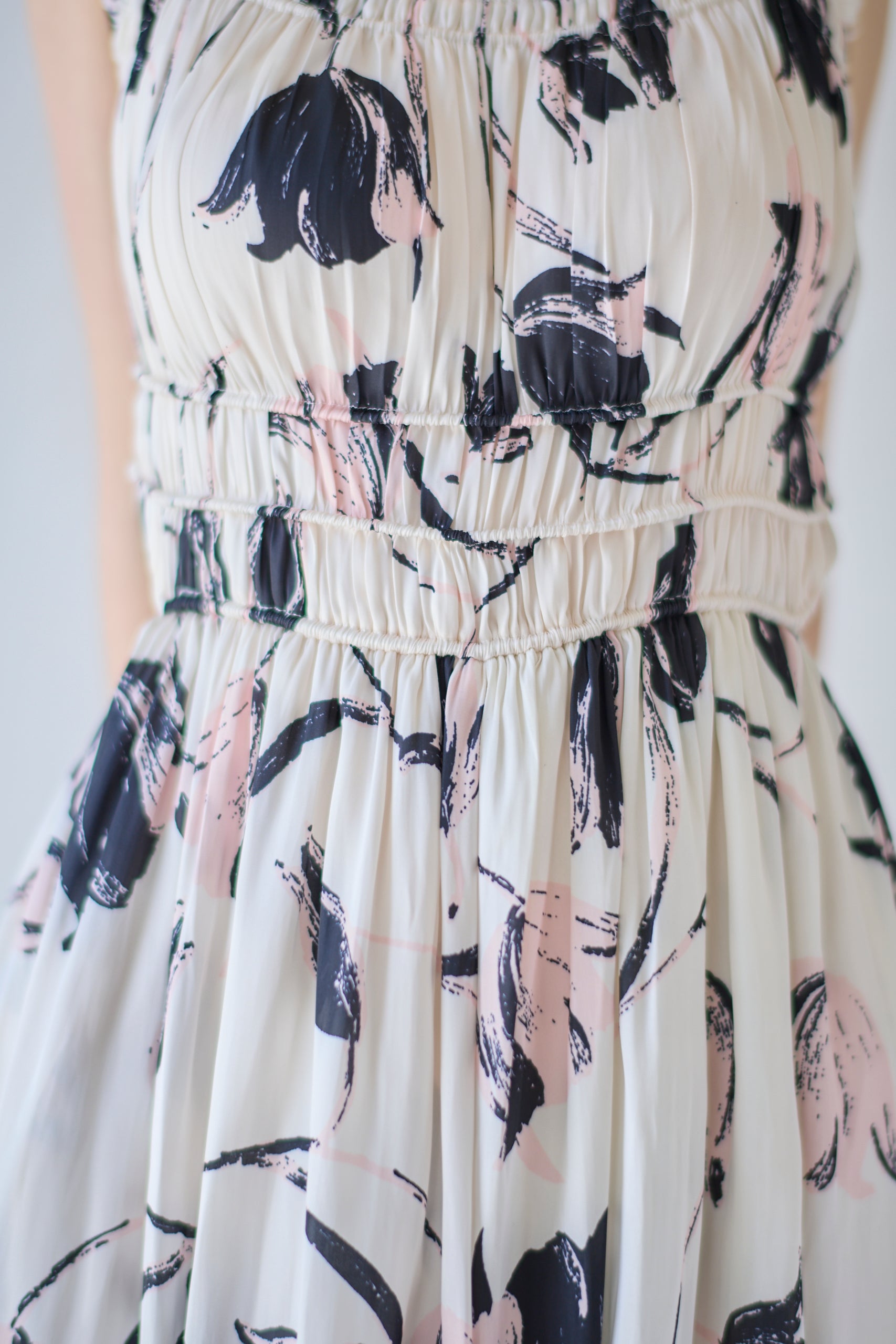 Julia Satin print Long Dress<br> -Pink.print-