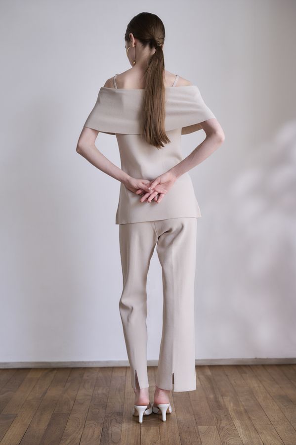 【Michiko Yamawaki×Estella.K】Off-Shoulder Knit Set <br>-Greige-  S/M 2size