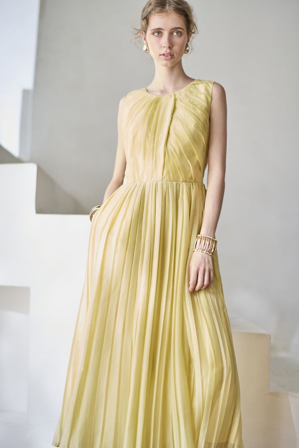 Jazmin Pleaded Dress   <br> -Yellow-