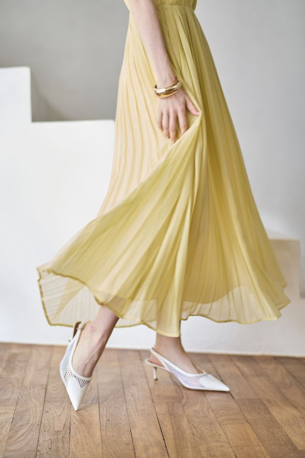 Jazmin Pleaded Dress   <br> -Yellow-