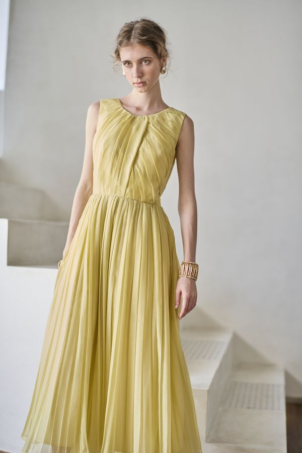 Jazmin Pleaded Dress   <br> -Yellow-