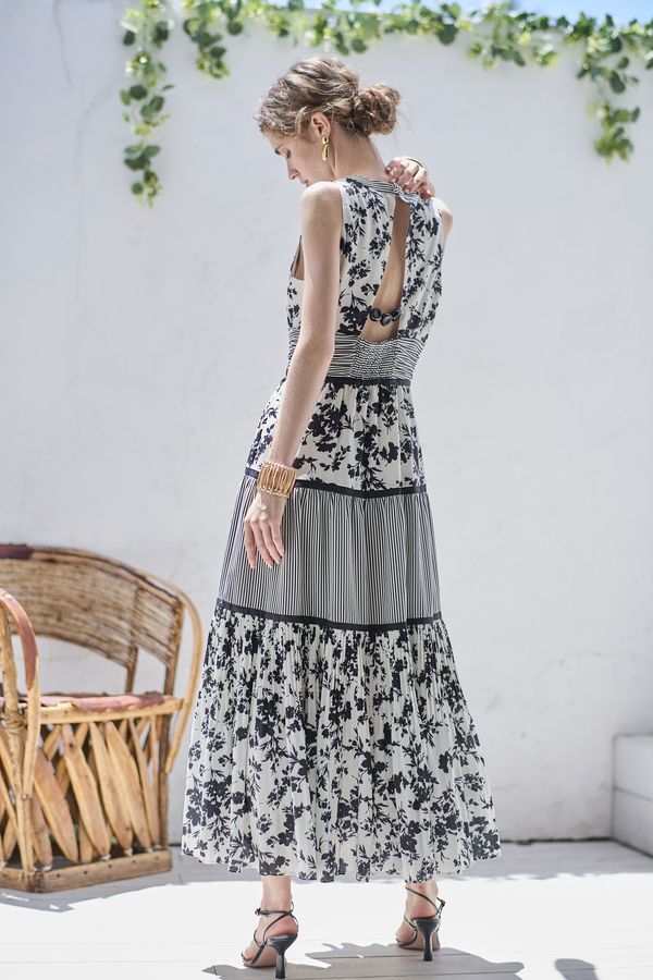Rosetta Floral Dress <br> -Black-