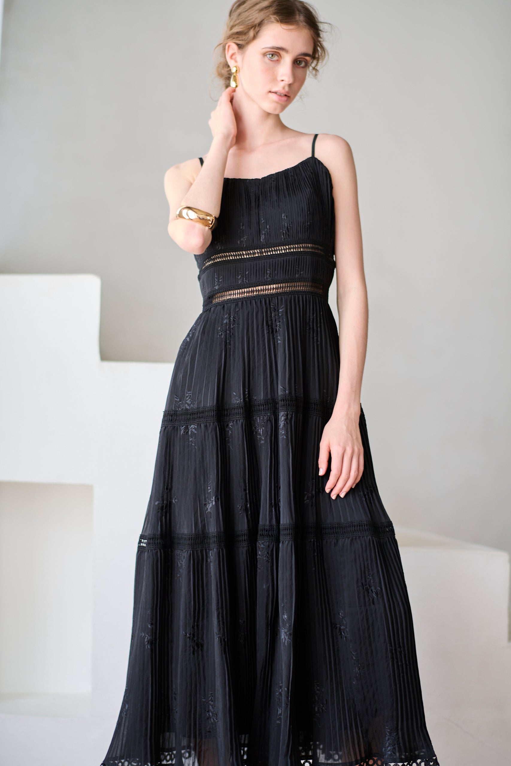 Dolce Vita Pleated Dress<br> -Black-