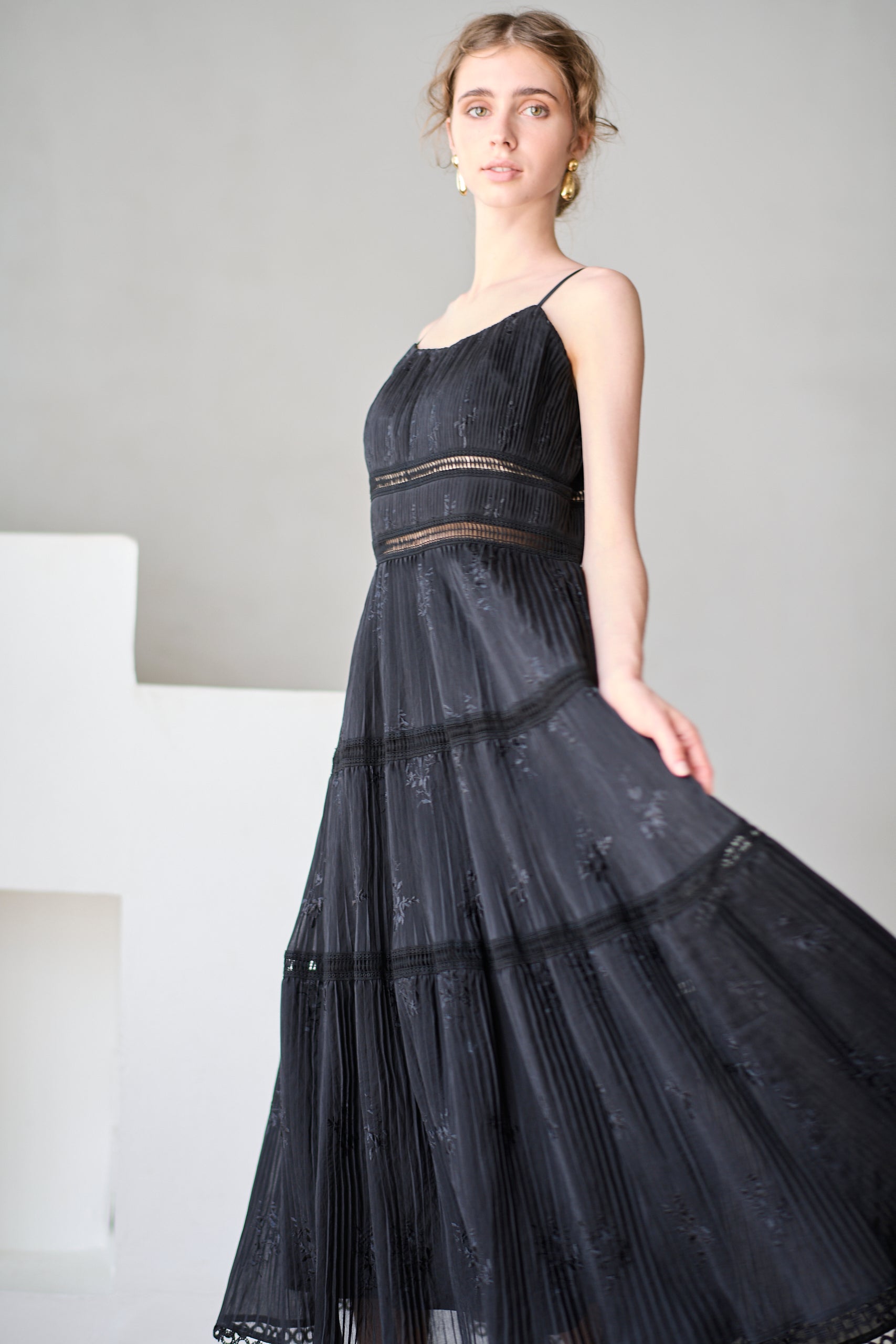 Dolce Vita Pleated Dress<br> -Black-