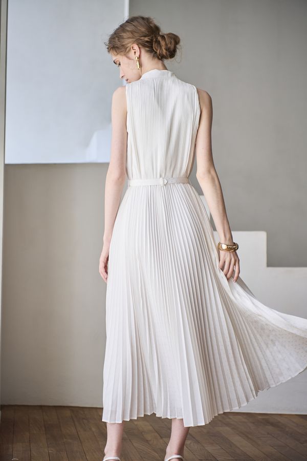 Miranda Pleated Dress<br> -White-