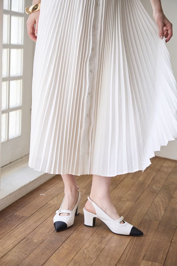 Miranda Pleated Dress<br> -White-