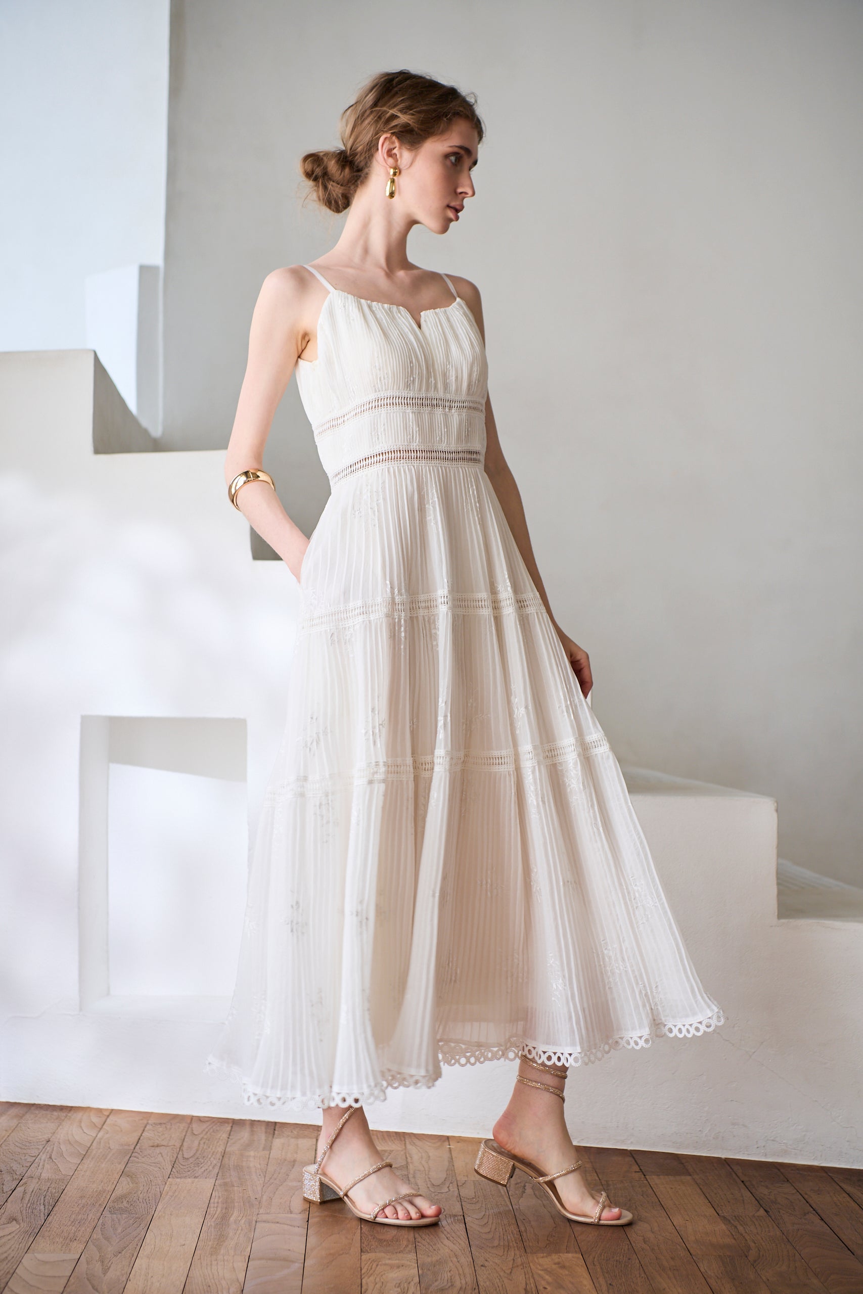 Dolce Vita Pleated Dress<br> -White-