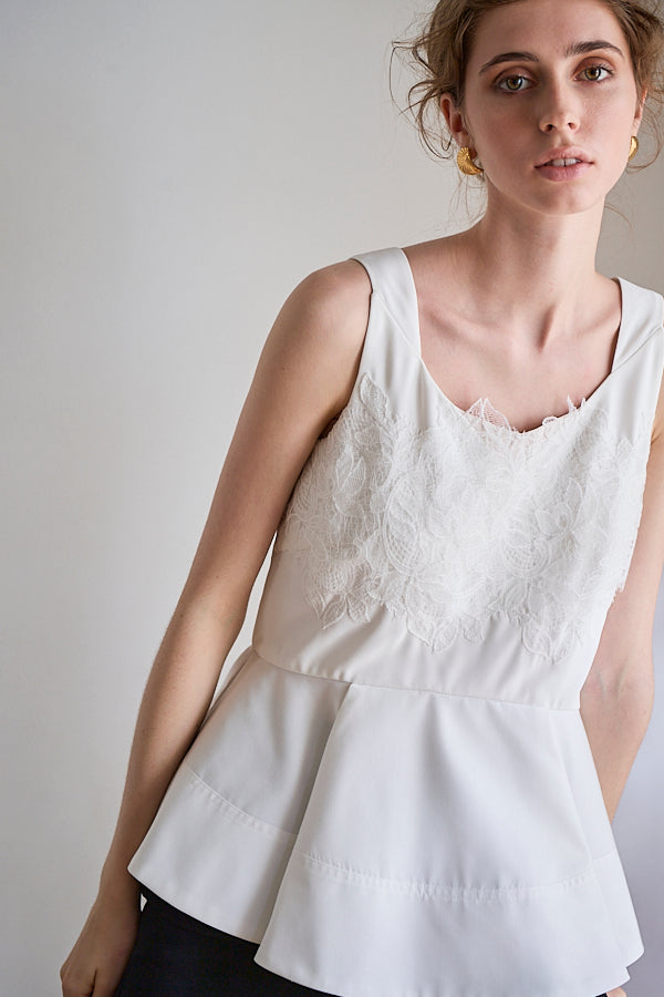 Bianca Lace Top <br> -White-