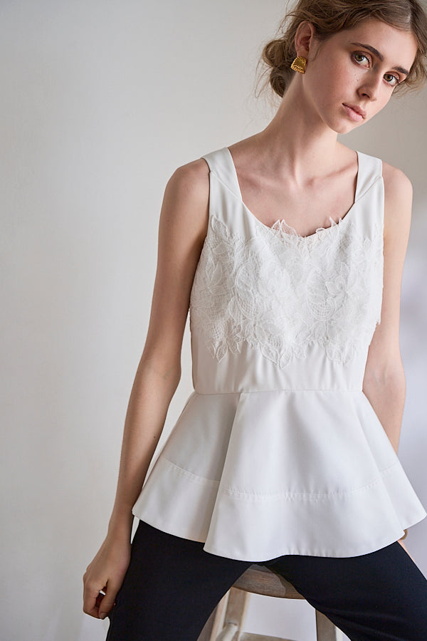 Bianca Lace Top <br> -White-