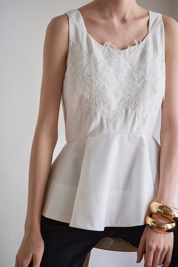 Bianca Lace Top <br> -White-