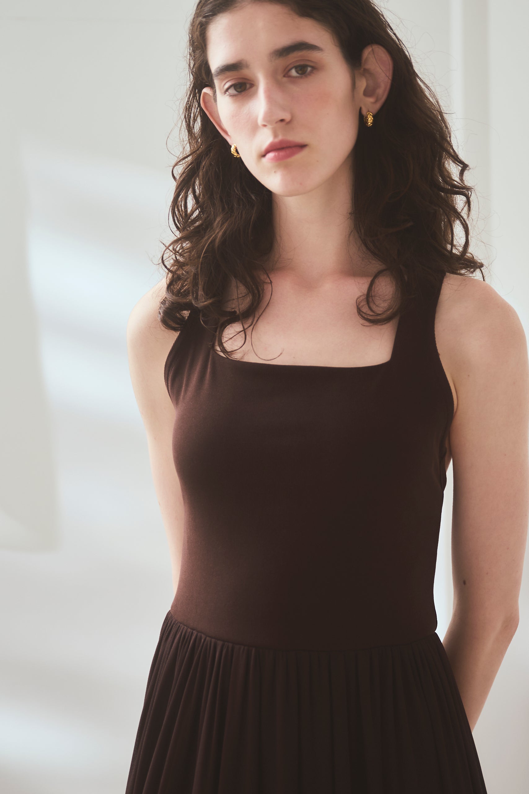 【Michiko Yamawaki×Estella.K】Ribbed & Sheer Jersey  Dress <br>-Brown-