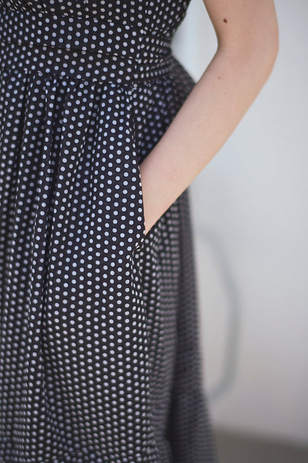 Hazel Print Dress   <br> -Black dot-