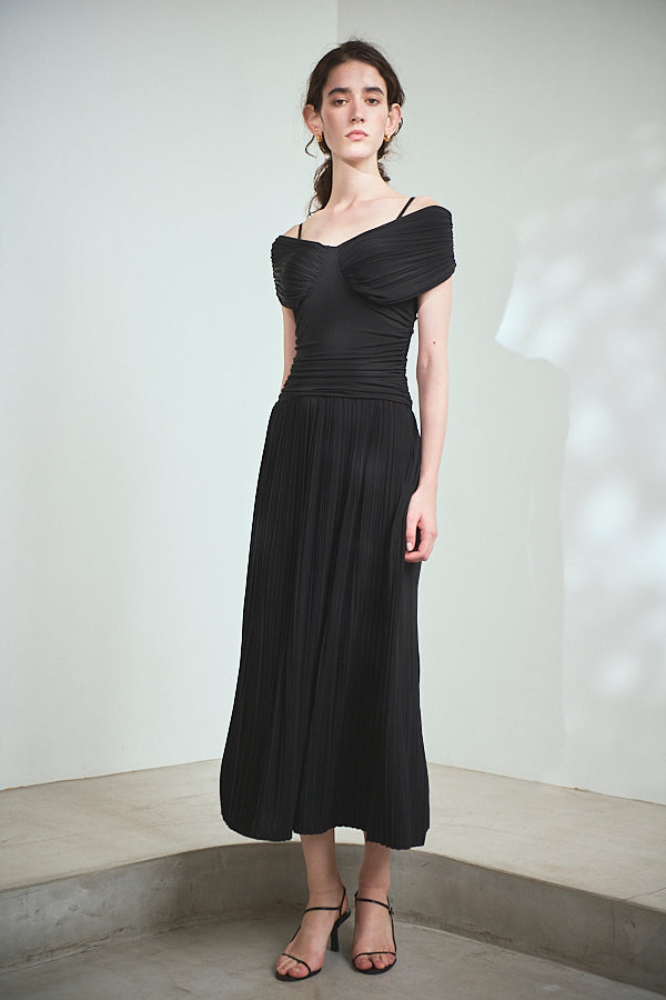 Arabella Pleaded Dress<br> -Black-